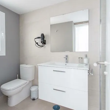 Sun - 206 Apartment *